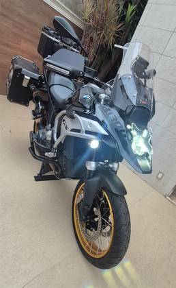 BMW R 1300 GS TRIPLE BLACK 